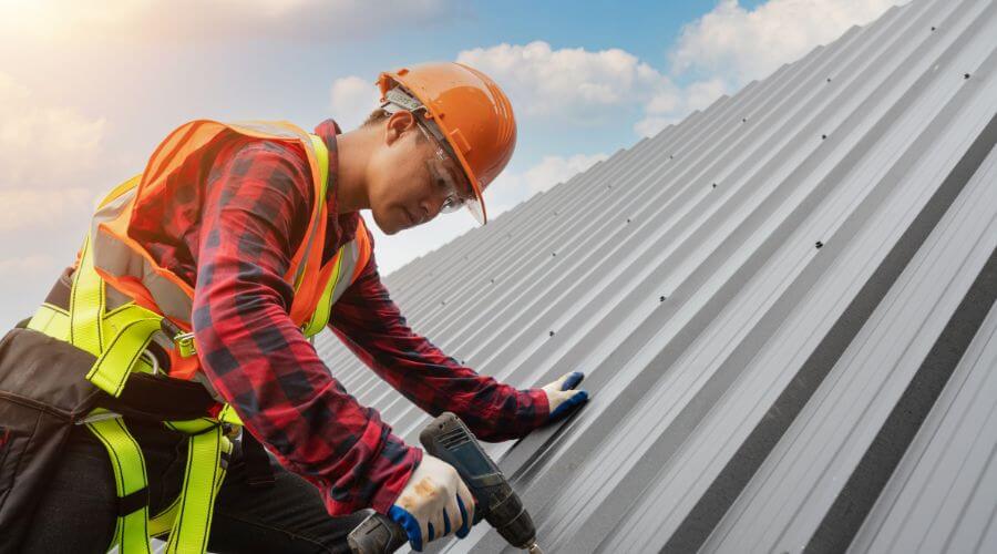 Professional Emergency Roof Repairs services in Green Sulphur Springs, WV